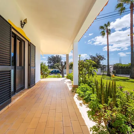 Guardiao, Piscina Jardim Prestige For Loule