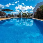 Guardiao, Piscina Jardim Prestige For *