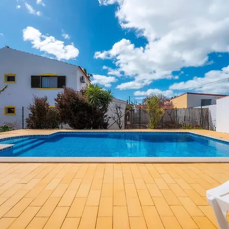 Guardiao, Piscina Jardim Prestige For Villa