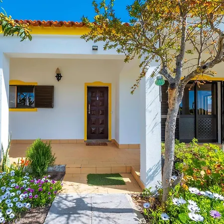Guardiao, Piscina Jardim Prestige For