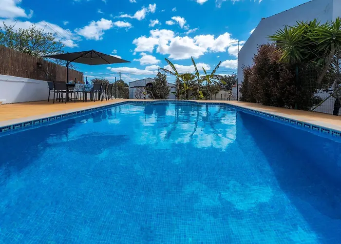 Guardiao, Piscina Jardim Prestige For *