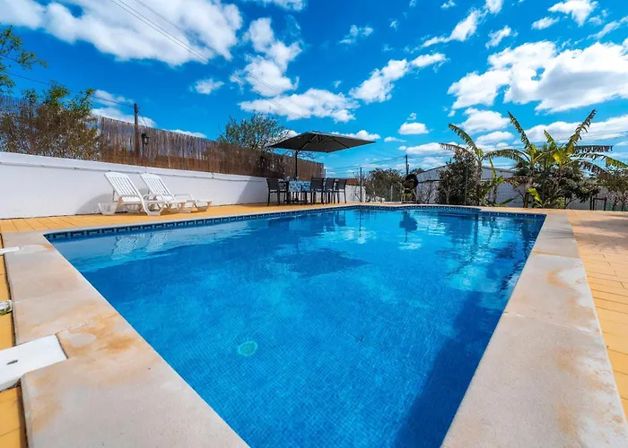 Guardiao, Piscina Jardim Prestige For Villa *