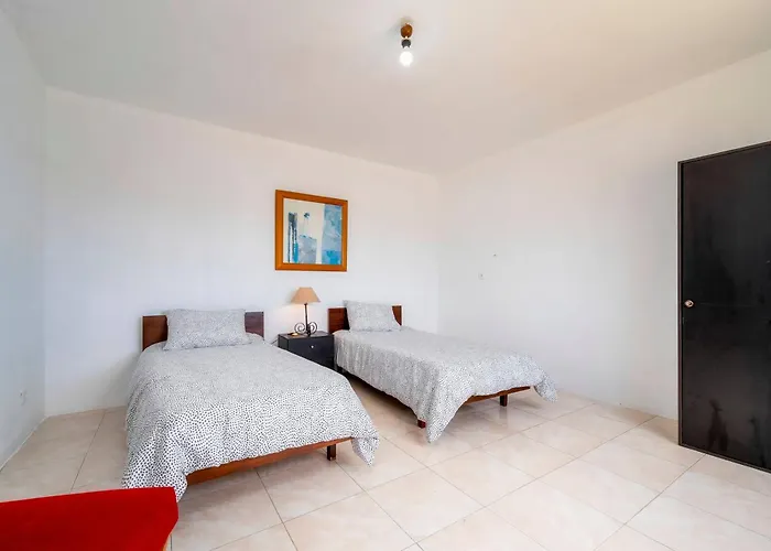Guardiao, Piscina Jardim Prestige For Loule